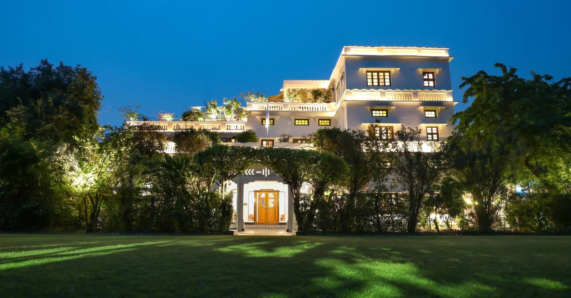 Saraca Hotel Lucknow Exterior foto