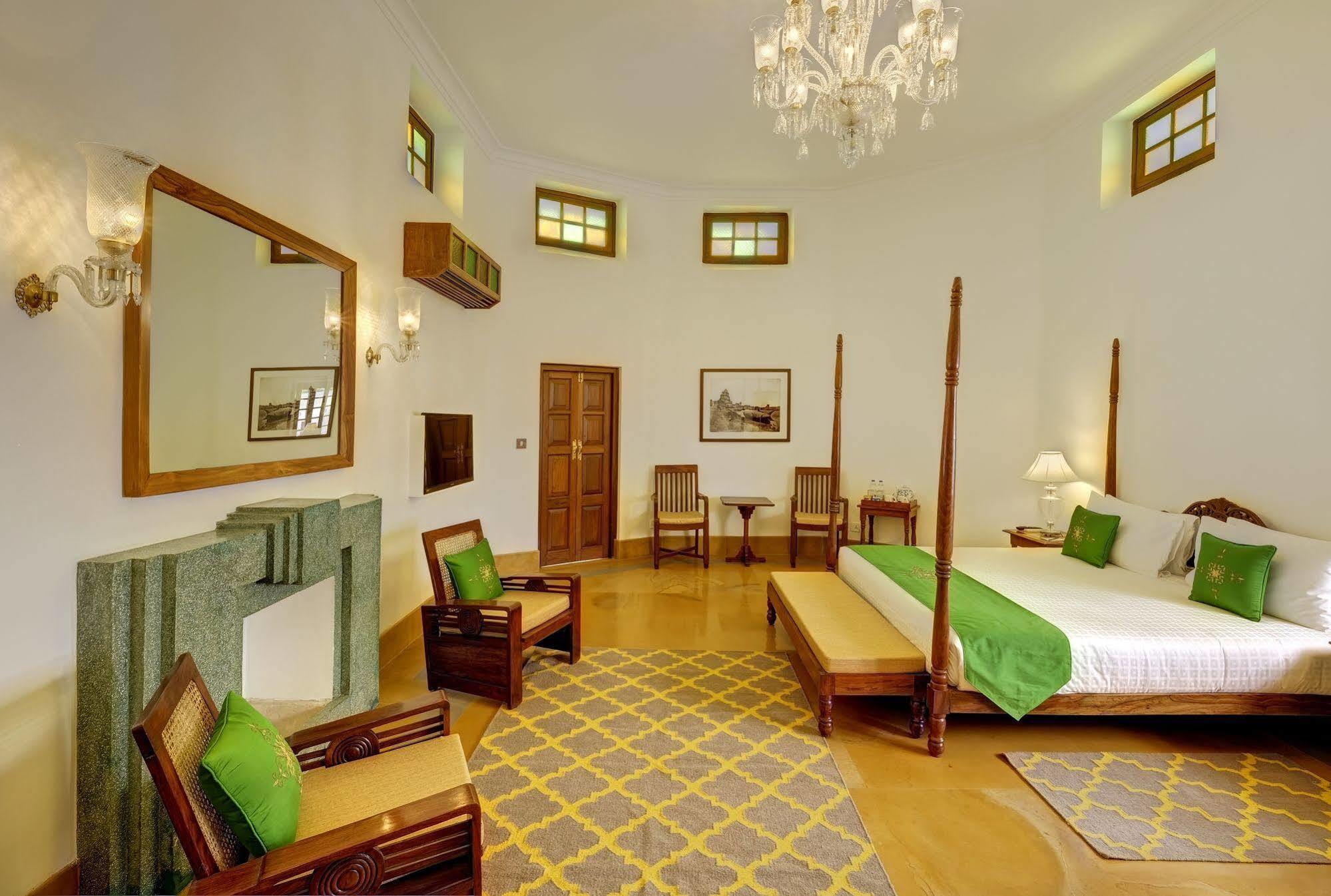 Saraca Hotel Lucknow Exterior foto